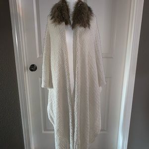 Faux fur off white shawl